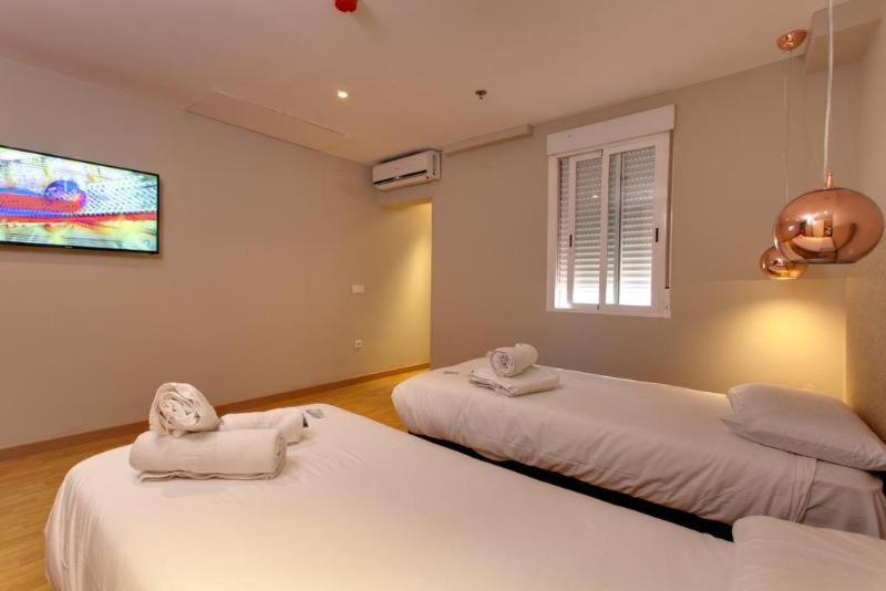 Suites You Zinc Madrid Ruang foto